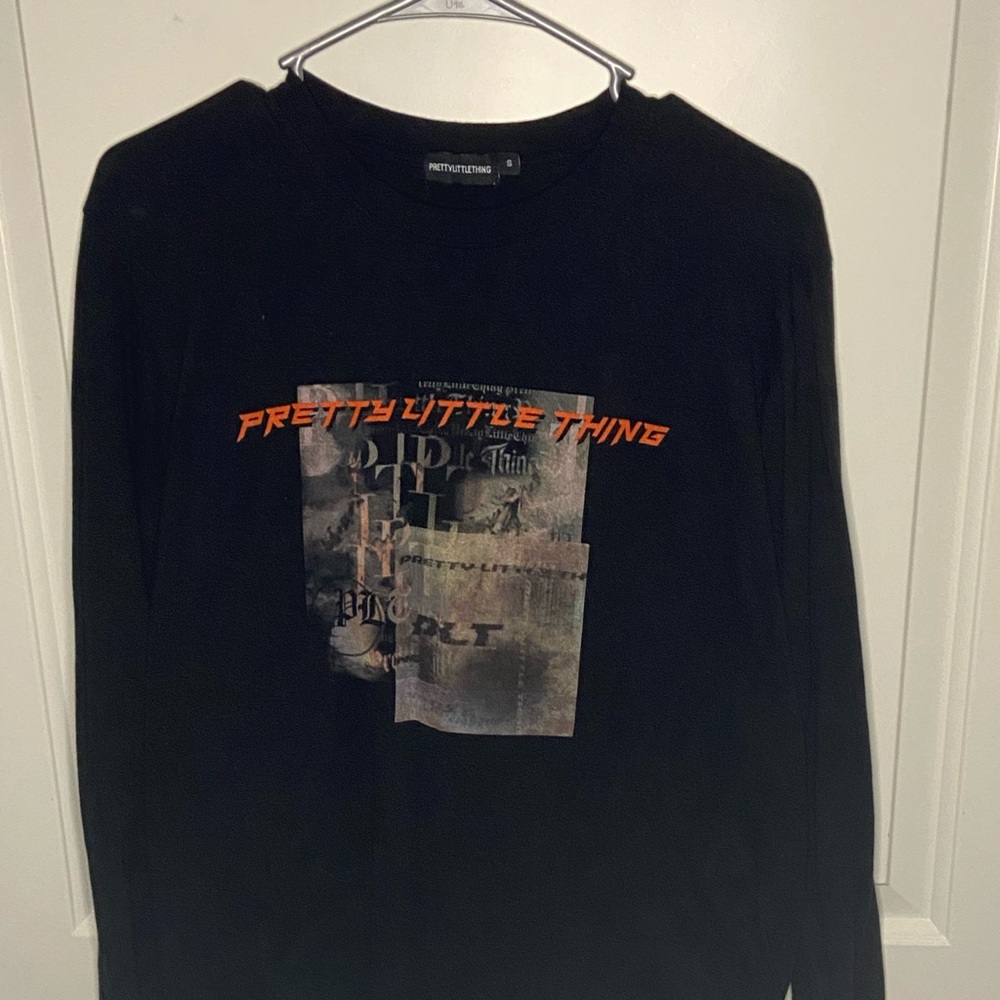 prettylittlething black long sleeve tshirt